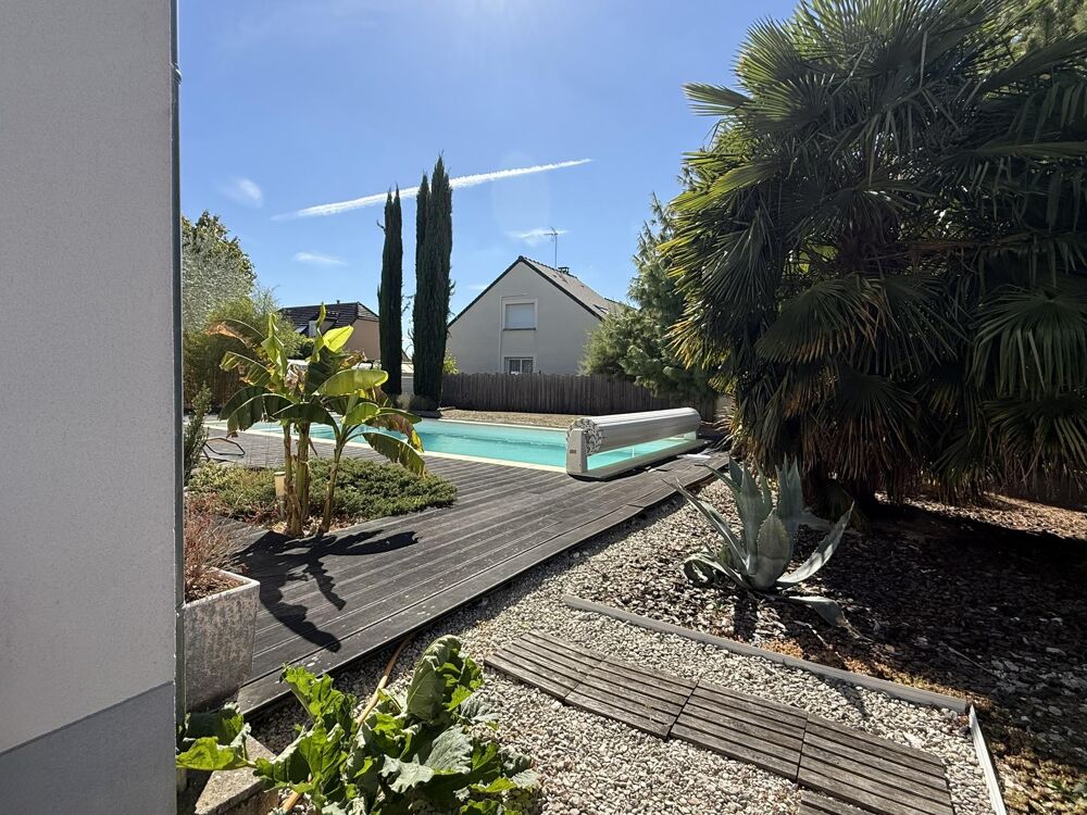 Vente Maison Maison 8 pièces Saint-julien-les-villas