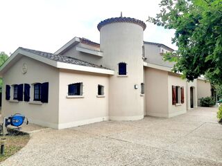  Maison  vendre 6 pices 185 m