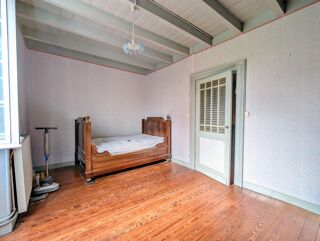  Maison  vendre 5 pices 185 m