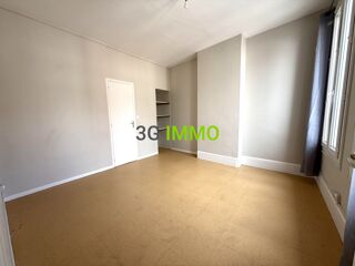  Immeuble à vendre 10 pièces 200 m²