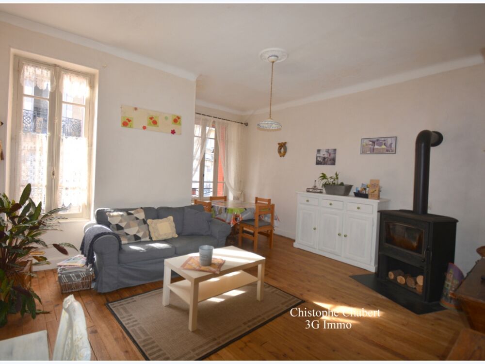 Maison 18 pièces 252 m² à La Bourboule