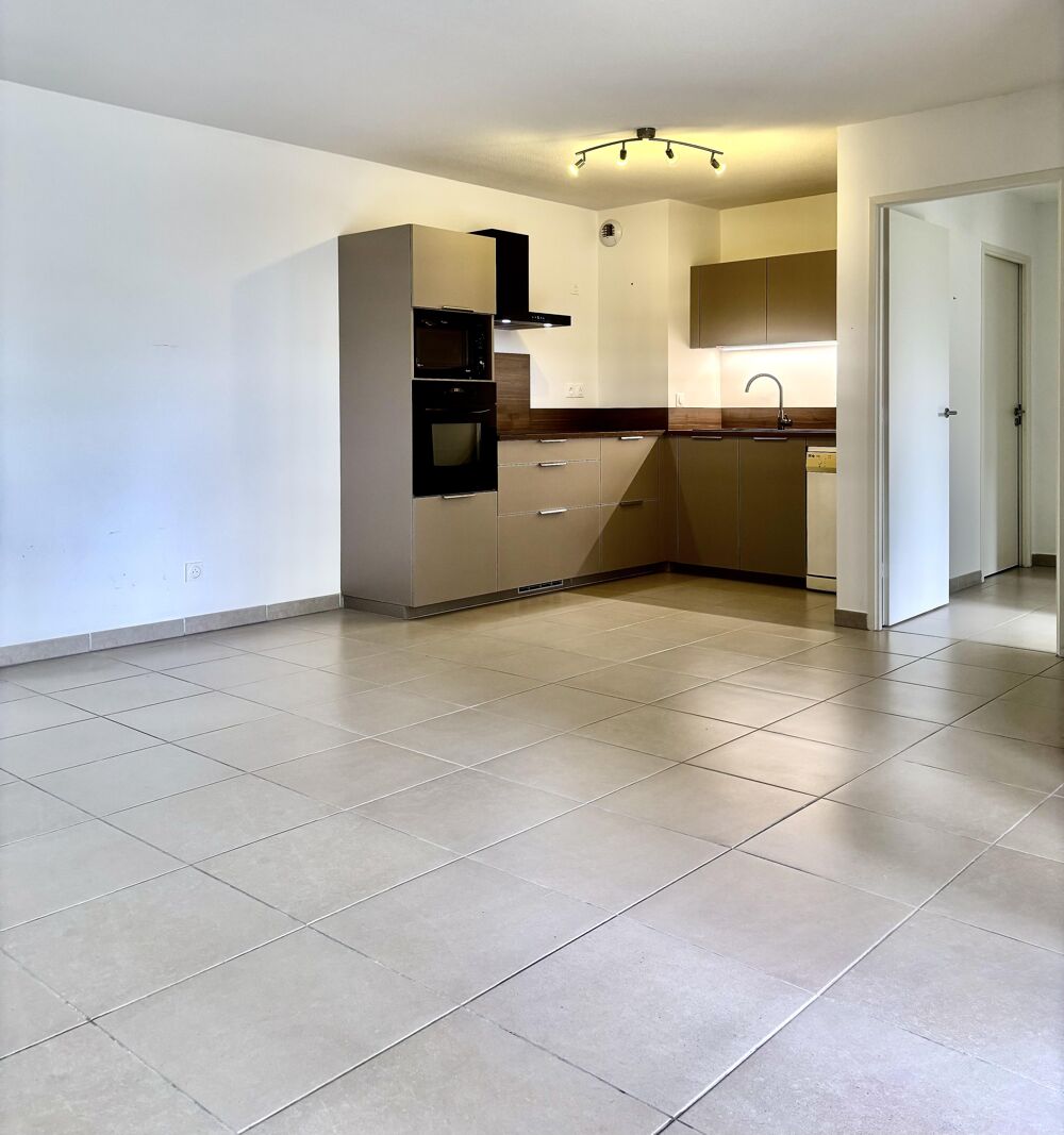 Vente Appartement Appartement 3 pièces Garons