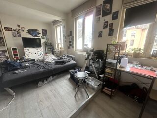  Immeuble à vendre 10 pièces 221 m²
