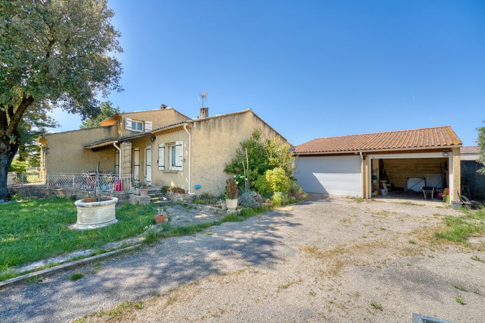 Vente Maison Maison et grand terrain 5 pièces Mondragon