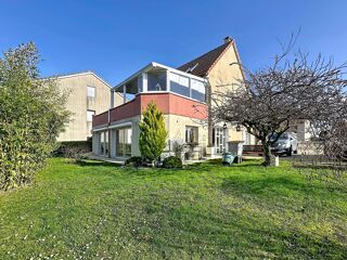  Maison à vendre 6 pièces 217 m²