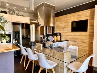  Maison � vendre 5 pi�ces 230 m�