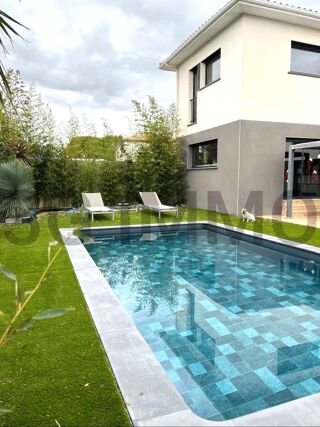  Maison � vendre 7 pi�ces 210 m�