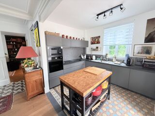  Maison � vendre 7 pi�ces 180 m�