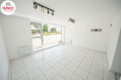   Vente murs pro  à Saint-divy 