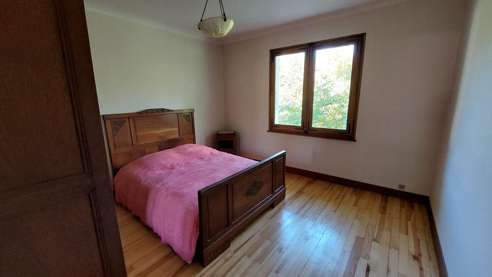 Maison et grand terrain 7 pièces