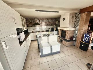  Maison � vendre 6 pi�ces 195 m�