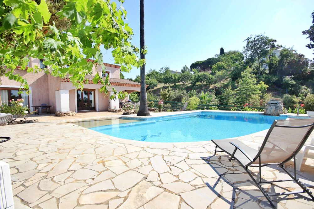 à vendre  Maison Antibes (06600)