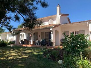  Maison  vendre 6 pices 