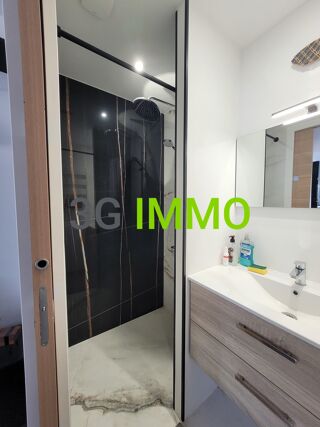  Immeuble  vendre 7 pices 175 m