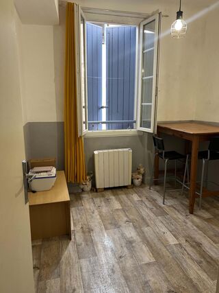  Appartement à louer 3 pièces 50 m²
