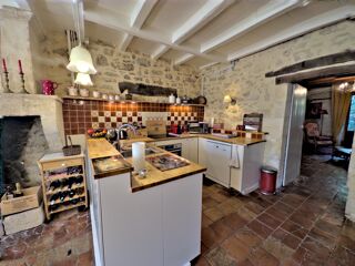  Maison à vendre 8 pièces 232 m²