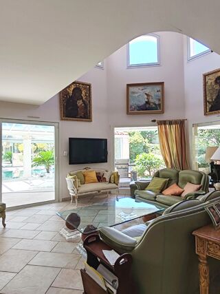  Maison à vendre 6 pièces 300 m²