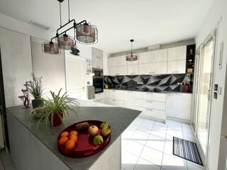  Maison � vendre 4 pi�ces 130 m�