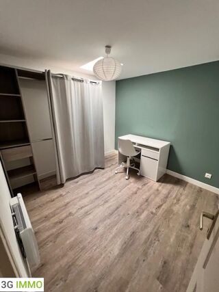  Appartement à louer 2 pièces 47 m²