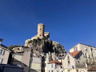  Immeuble � vendre 375 m�