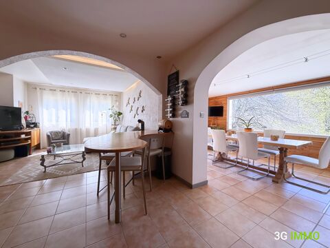   Maison avec d�pendance 5 pi�ces Maison - 5 pi�ce(s) - 145 m�