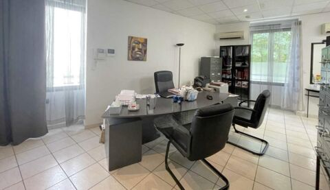   Location pro Divers services à Nîmes 