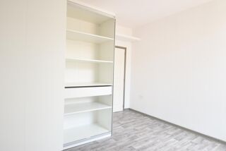  Appartement à louer 2 pièces 34 m²