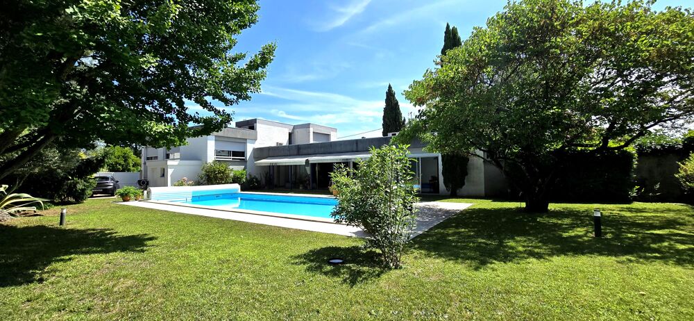 Villa 10 pièces