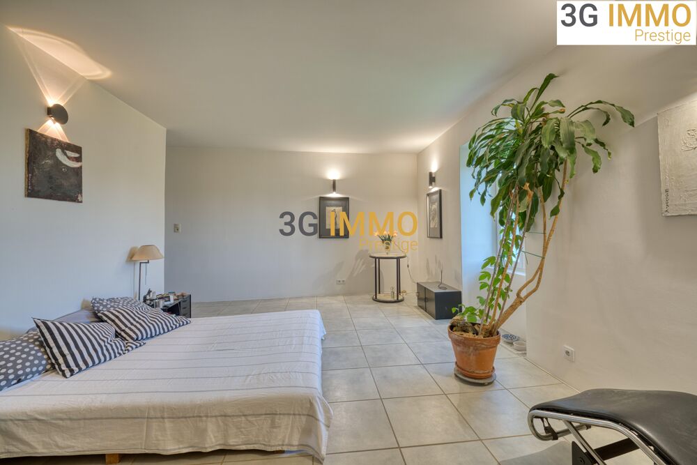 à vendre  Maison Suze-la-Rousse (26790)