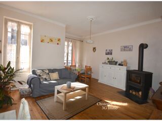 Maison à vendre 15 + pièces 252 m²