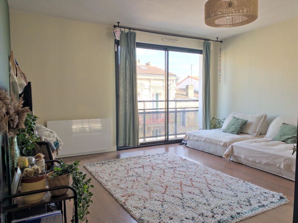 Appartement 2 pièces 42 m² · à Bordeaux · 42 m² · 178 000 €