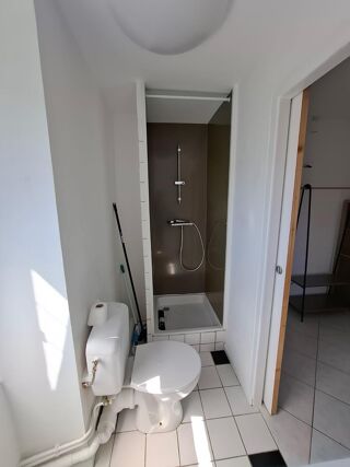  Appartement à louer 1 pièce 21 m²