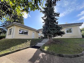  Maison � vendre 8 pi�ces 198 m�