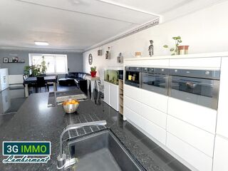  Maison � vendre 10 pi�ces 339 m�