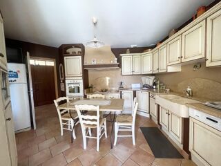  Maison � vendre 10 pi�ces 176 m�