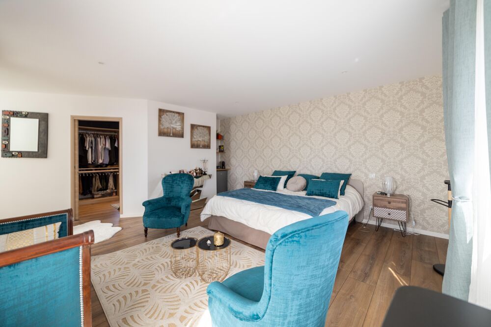  vendre  Maison Mirefleurs (63730)