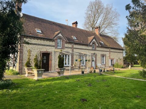   Maison 8 pices Maison - 8 pice(s) - 250 m