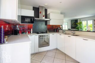  Maison � vendre 7 pi�ces 140 m� Theix-noyalo