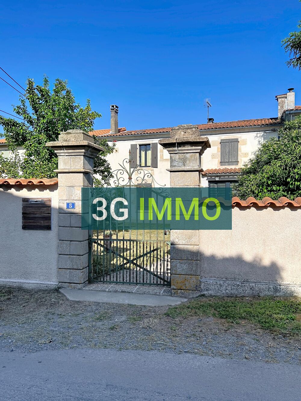 Maison mitoyenne 7 pièces