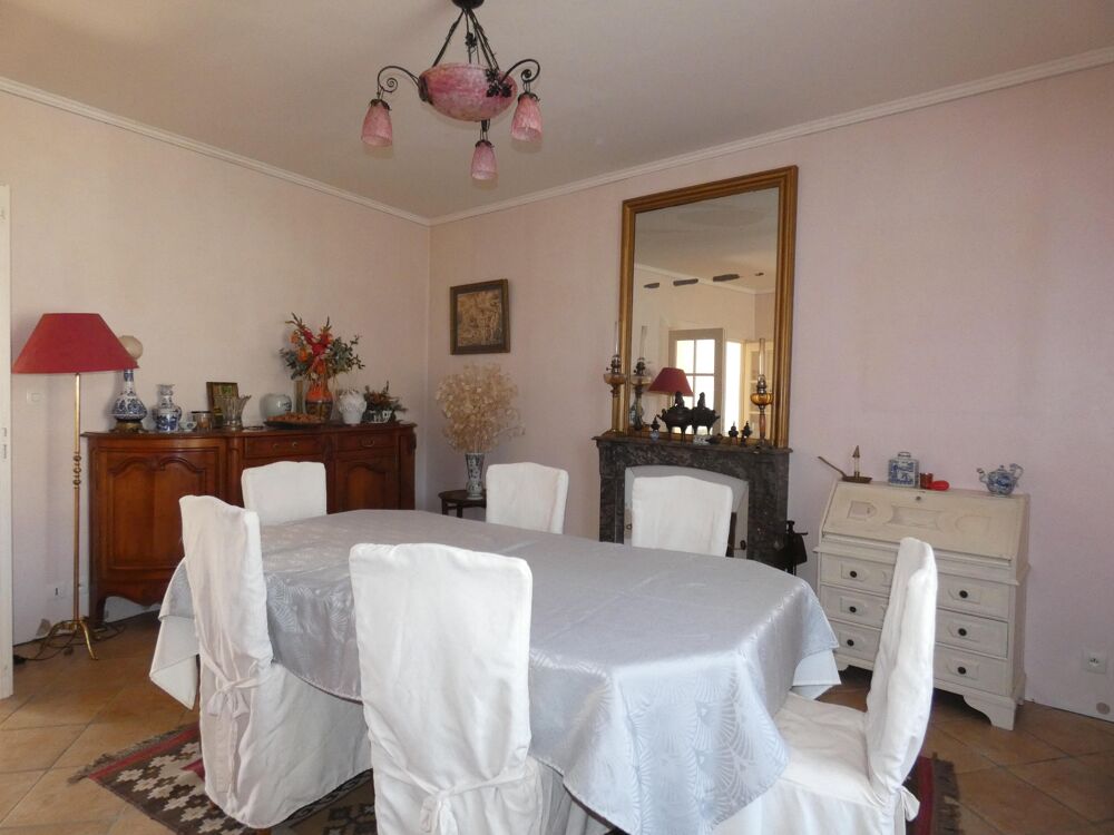 Vente Maison Maison avec dépendance 8 pièces Le breil-sur-mérize