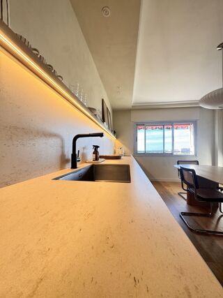  Appartement à louer 3 pièces 92 m²