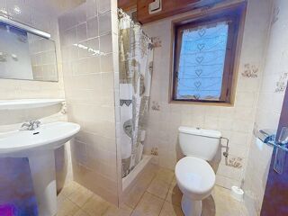  Immeuble à vendre 9 pièces 171 m² Taninges