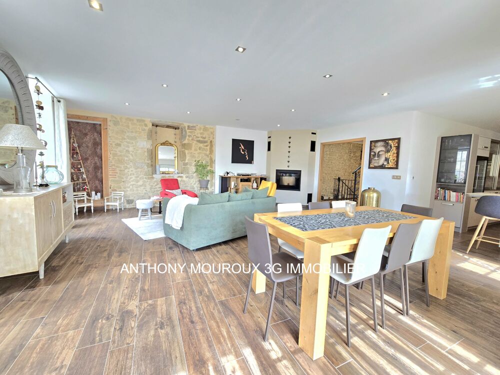Maison 7 pièces 275 m² · à Val-Revermont · 275 m² · 550 000 €