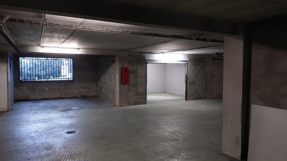 Location Parking/Garage Location pro Locations diverses à Le cannet Le cannet