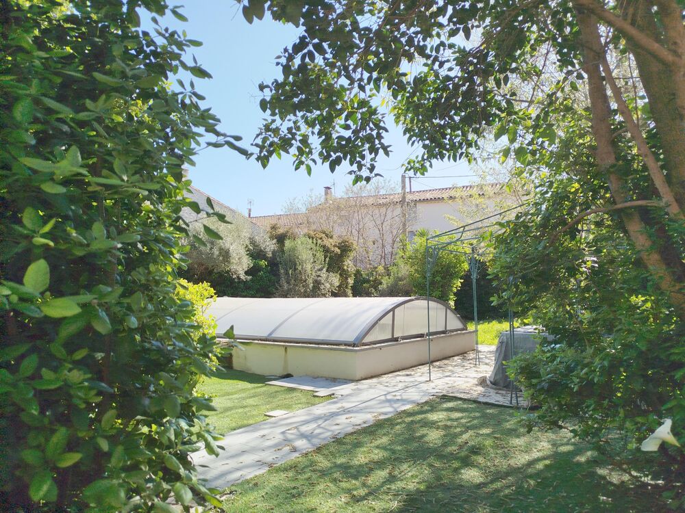 Vente Maison Maison bourgeoise 8 pices Causses-et-veyran