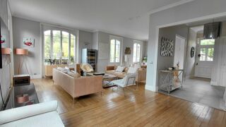 Maison à vendre 8 pièces 207 m²