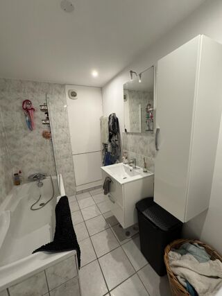  Immeuble � vendre 251 m�