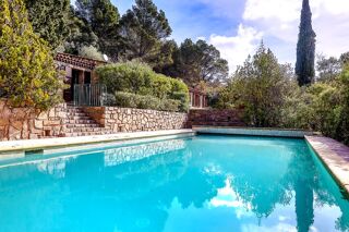  Maison � vendre 8 pi�ces 234 m�