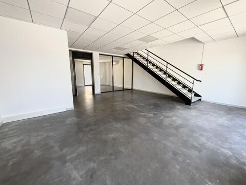 Vente murs pro  &agrave; Saint-laurent-de-mure 289000 69720 Saint-laurent-de-mure