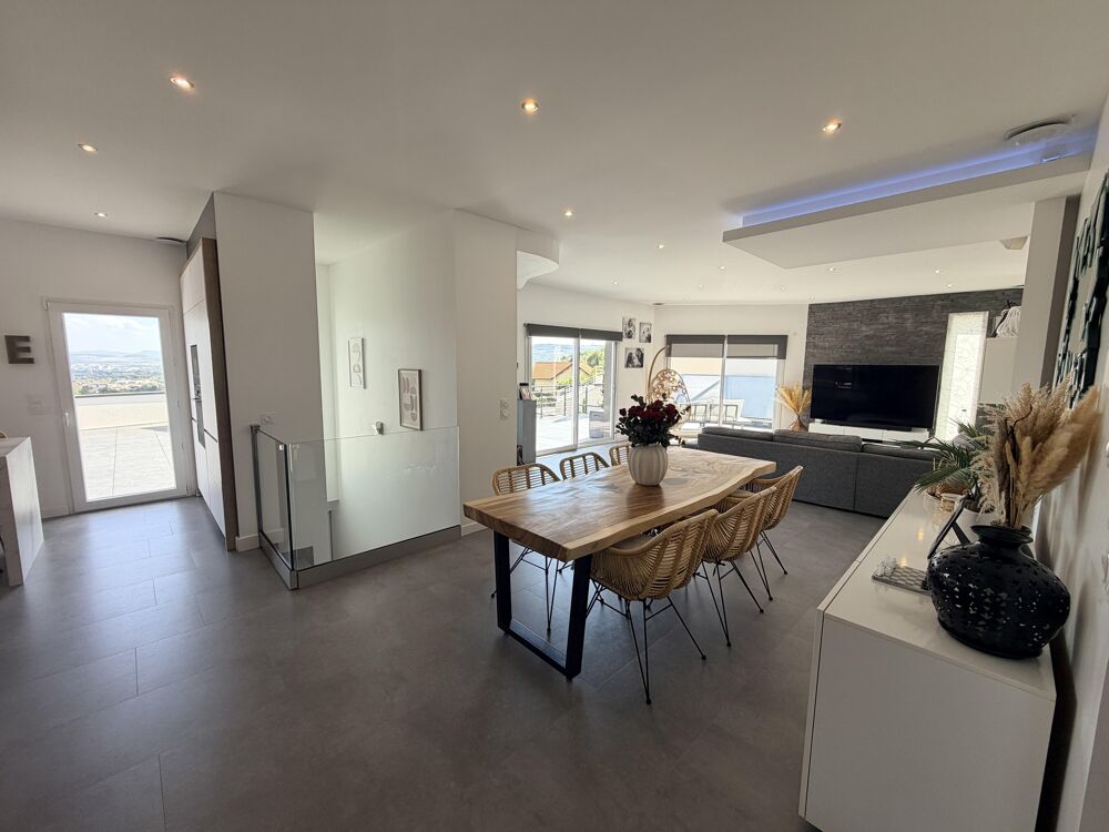 Vente Maison Maison contemporaine 6 pièces Châteaugay